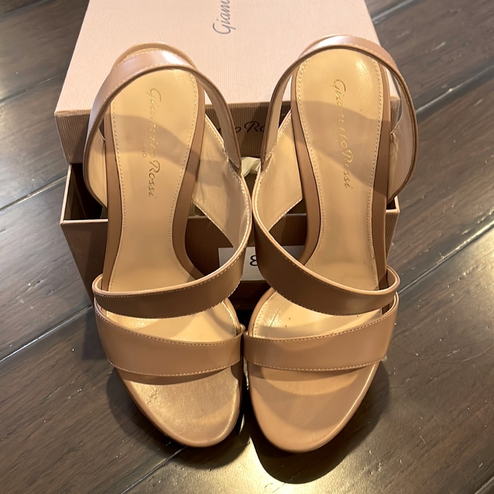 Gianvito Rossi Viola Vitello Praline Sandals